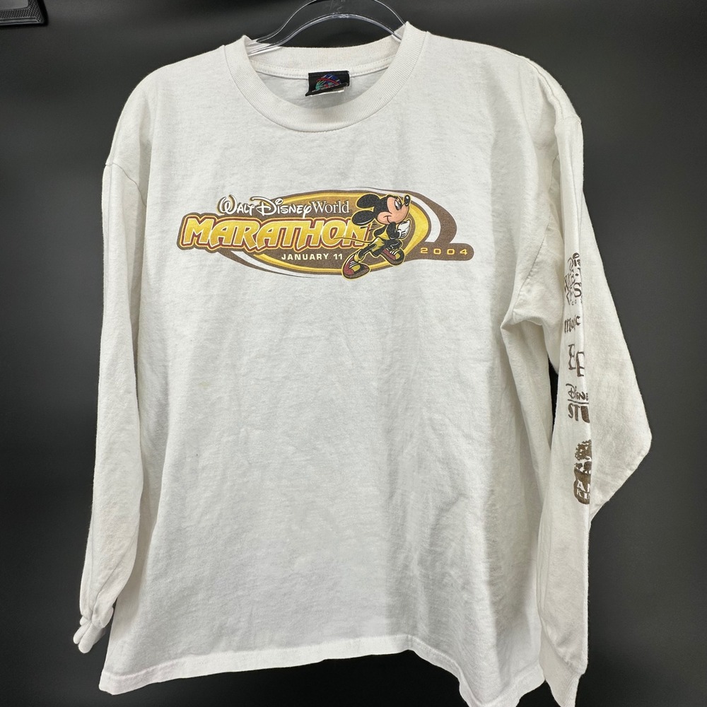 Vintage 2004‎ Disney Marathon Footlocker Long Sleeve Large